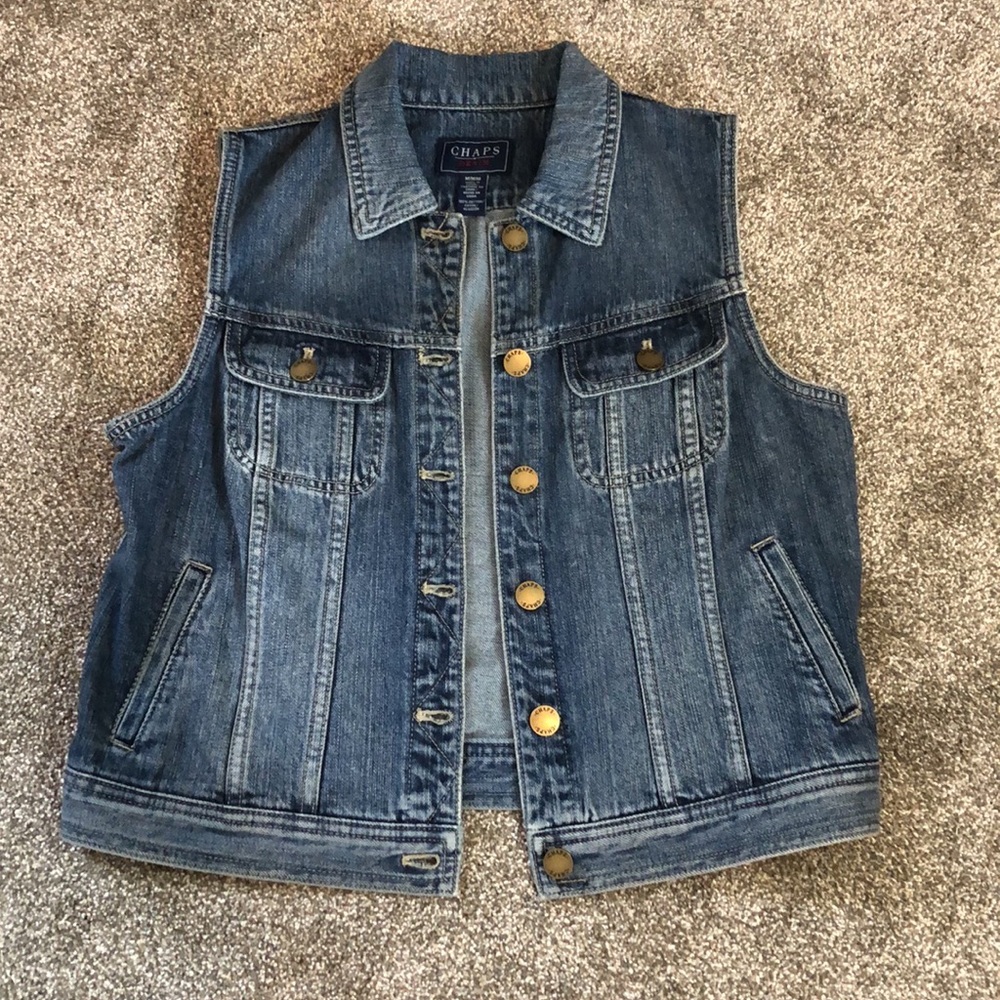 Chaps denim vest. 100% cotton.